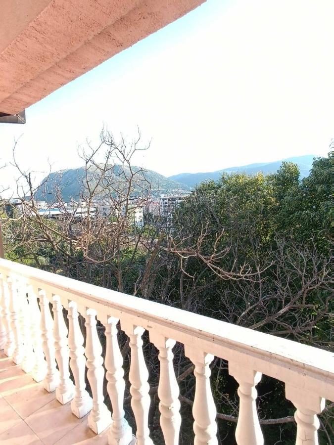 Poseidon House Apartment Mostar Bagian luar foto